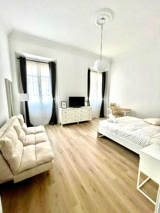 Suites Larios Малага Екстериор снимка
