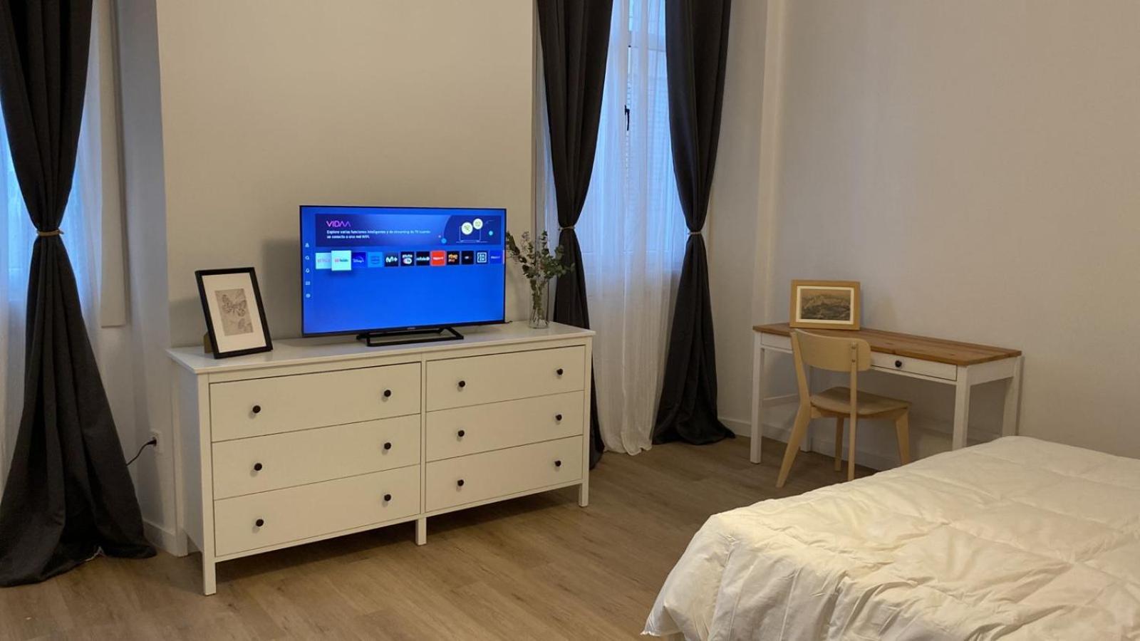 Suites Larios Малага Екстериор снимка