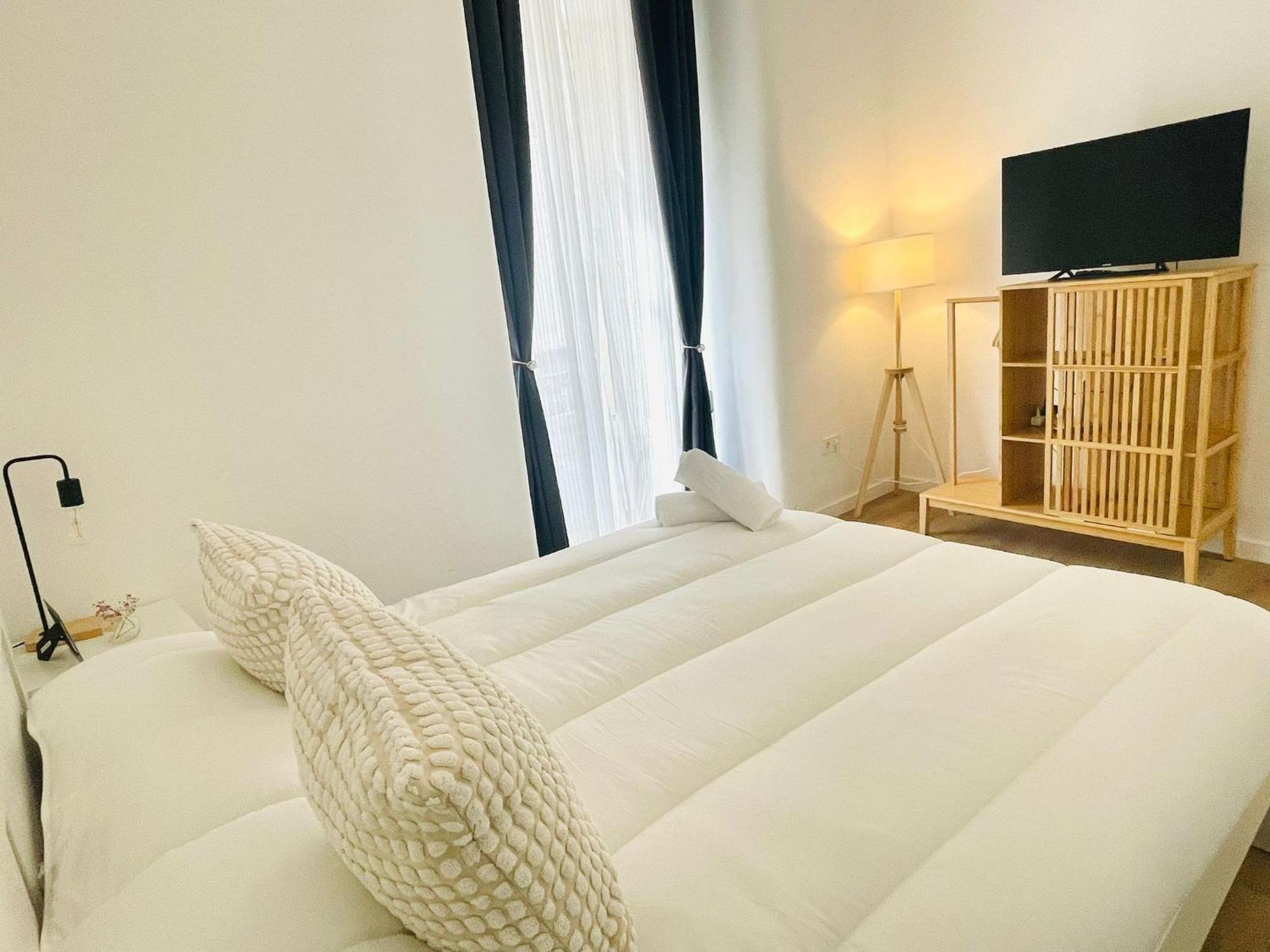 Suites Larios Малага Екстериор снимка